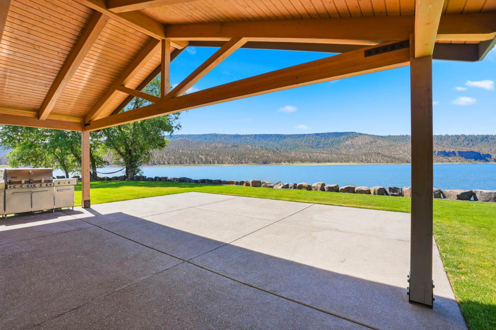 Covered pavilion overlooking reservoir